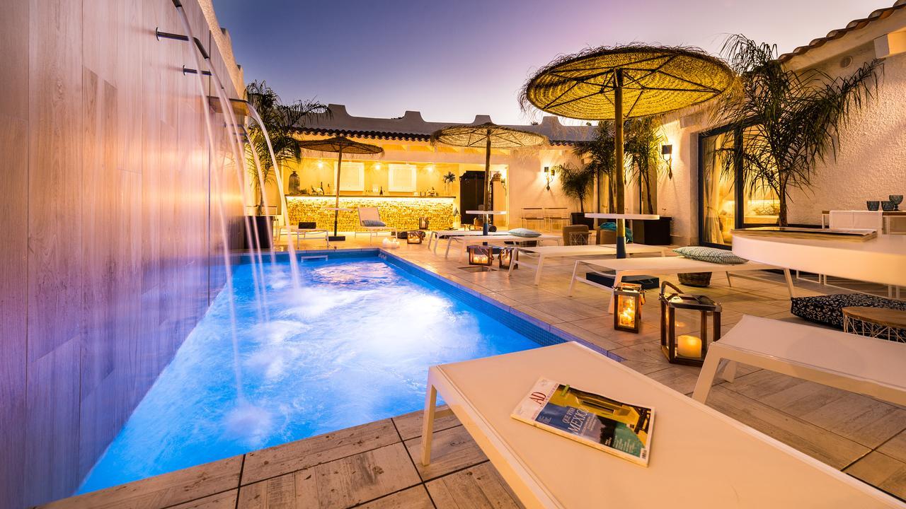 Boutique Hotel Capo Blu Santa Margherita di Pula Exterior photo